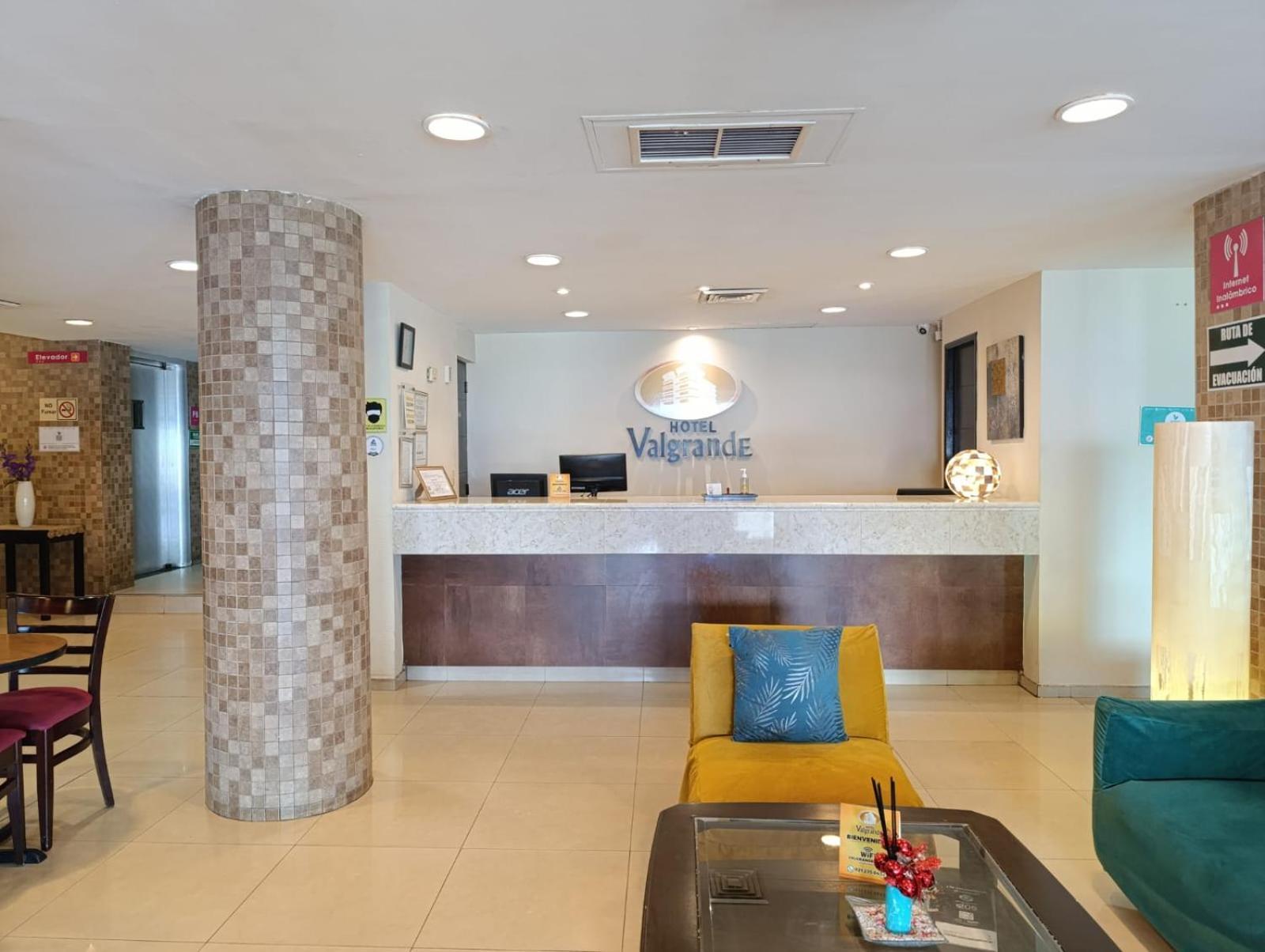 Hotel Valgrande Coatzacoalcos Buitenkant foto